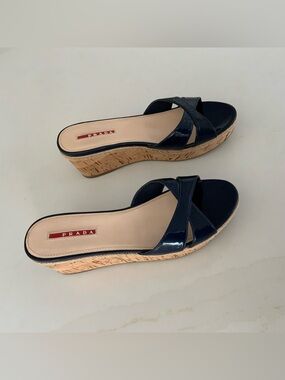 Prada Patent Leather Navy Blue Plarform Open Toe Sandals EU38.5 US7.5